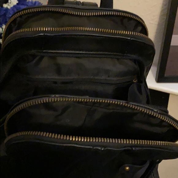 Black backpack. - Picture 6 of 7